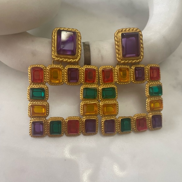 Multi color earrings - Picture 1 of 2
